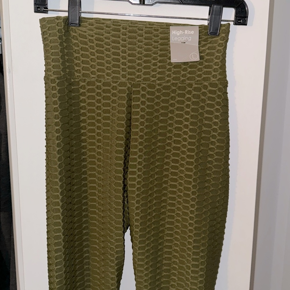 Forever21 Olive green, TikTok leggings